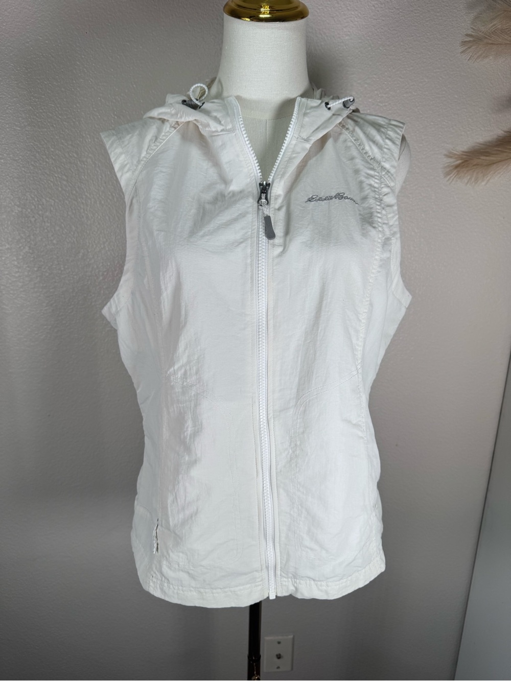 Eddie Bauer Women's Hooded Vest in Off-White